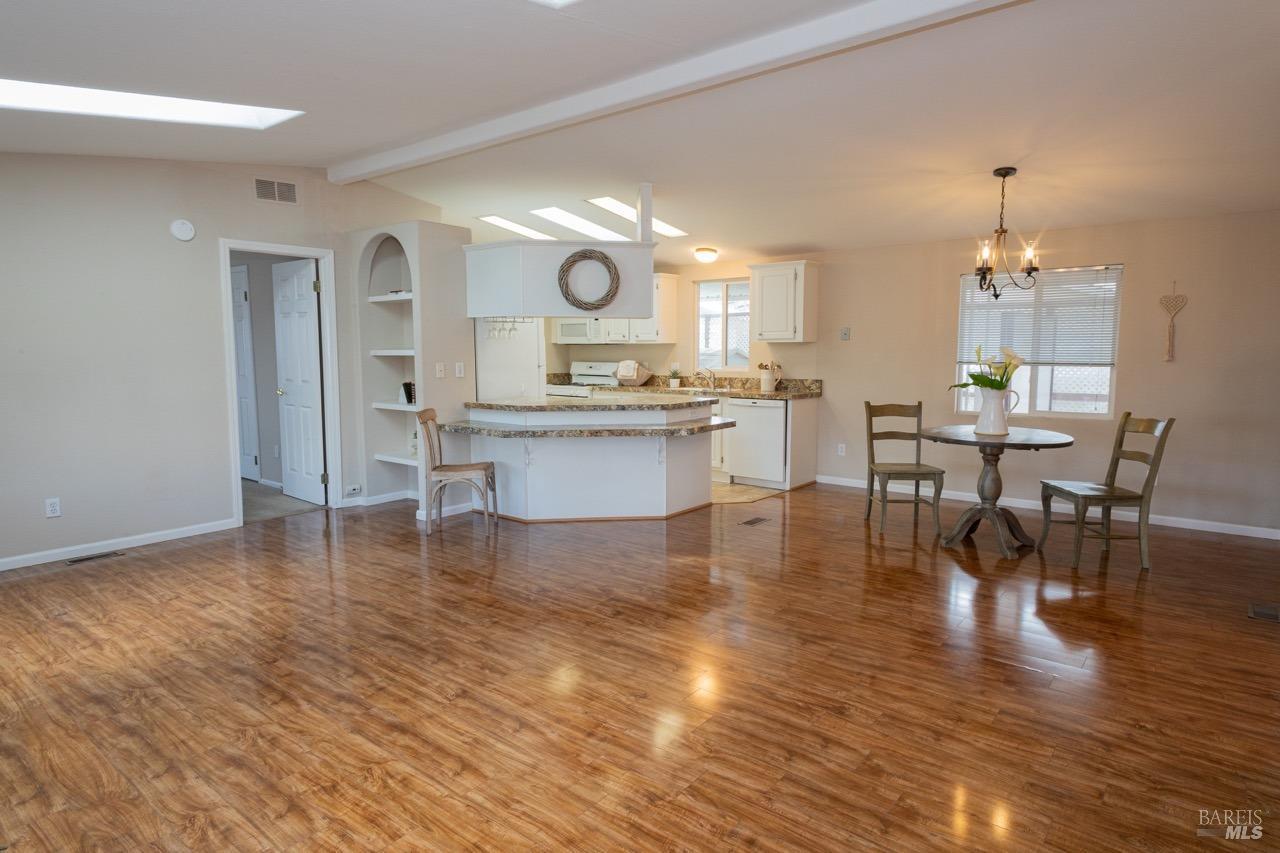 74 Candlewood Drive