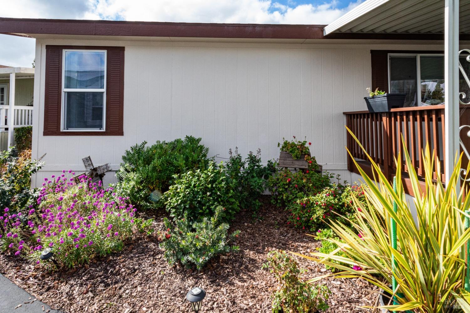 74 Candlewood Drive