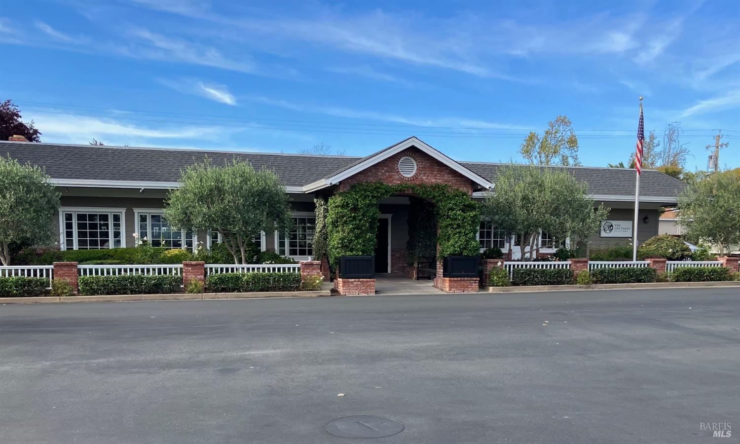 74 Candlewood Drive
