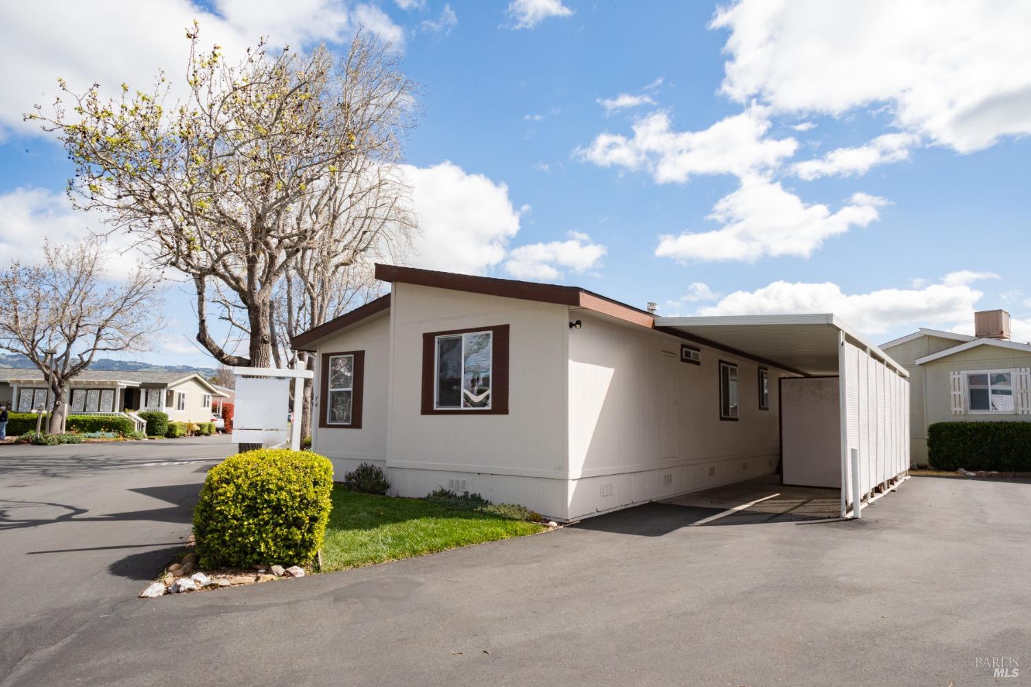 74 Candlewood Drive