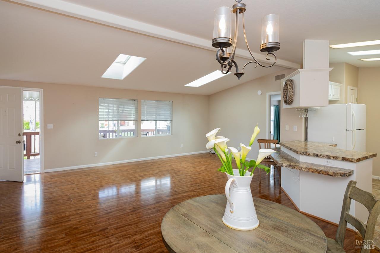74 Candlewood Drive