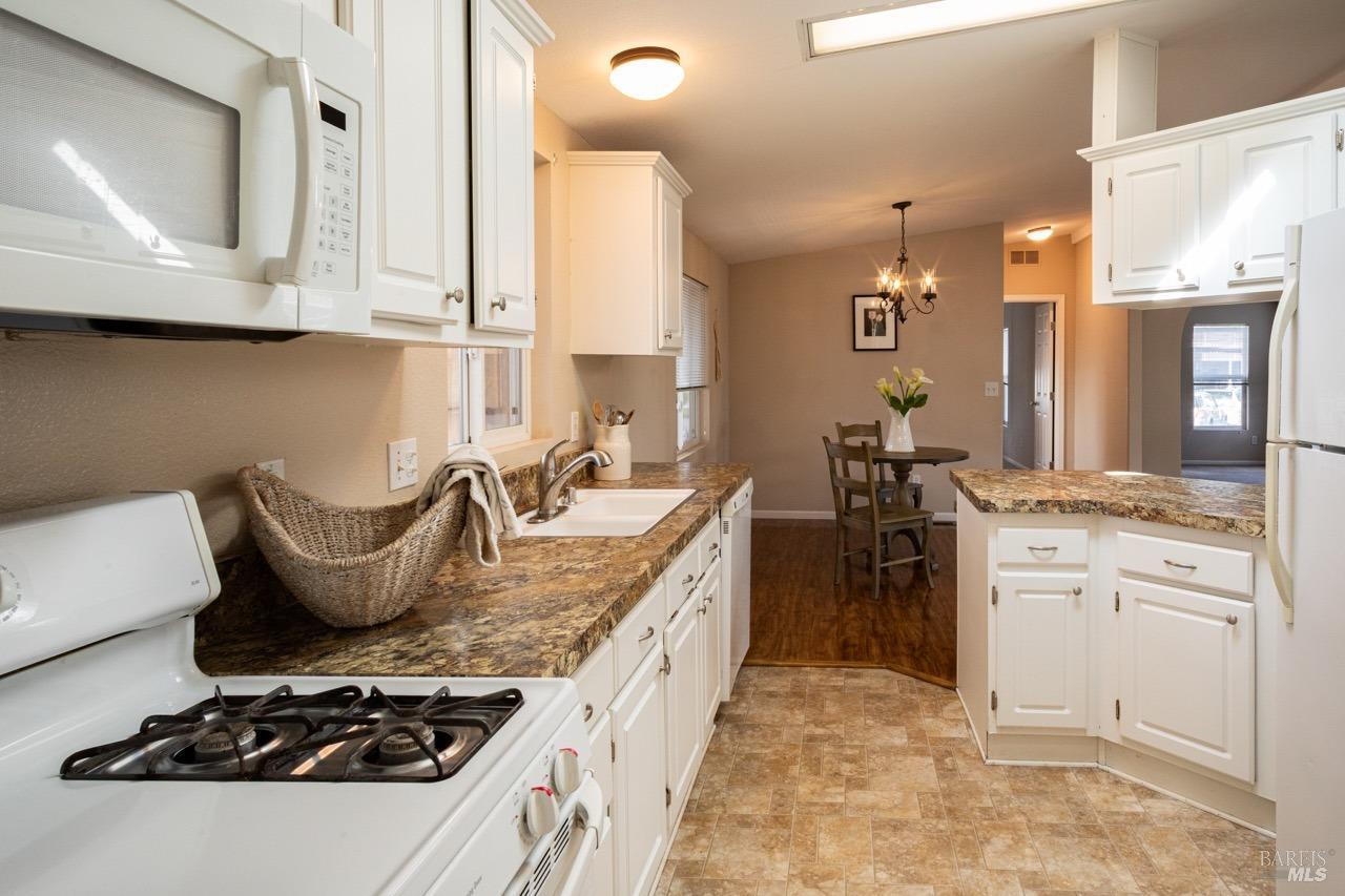 74 Candlewood Drive
