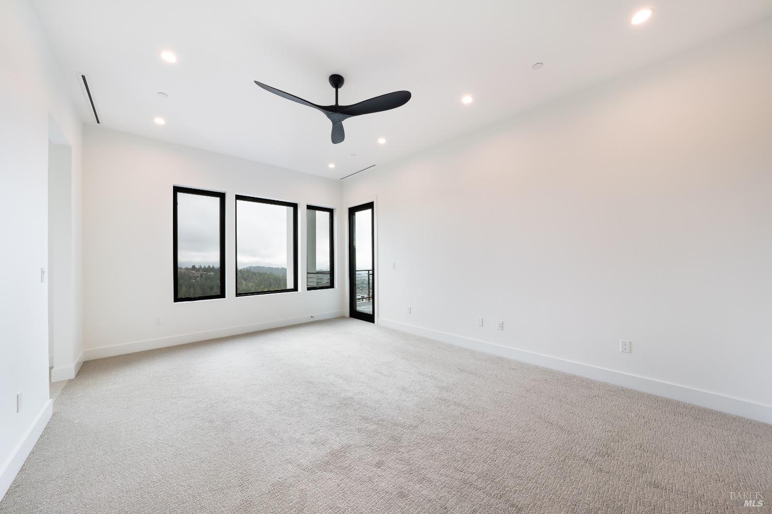 3814 Horizon View Way