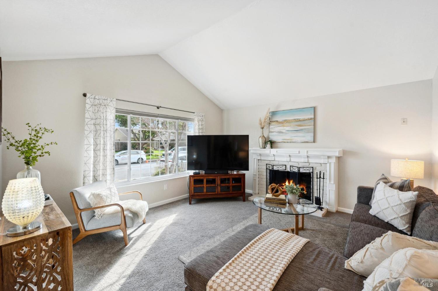 1189 San Rafael Drive