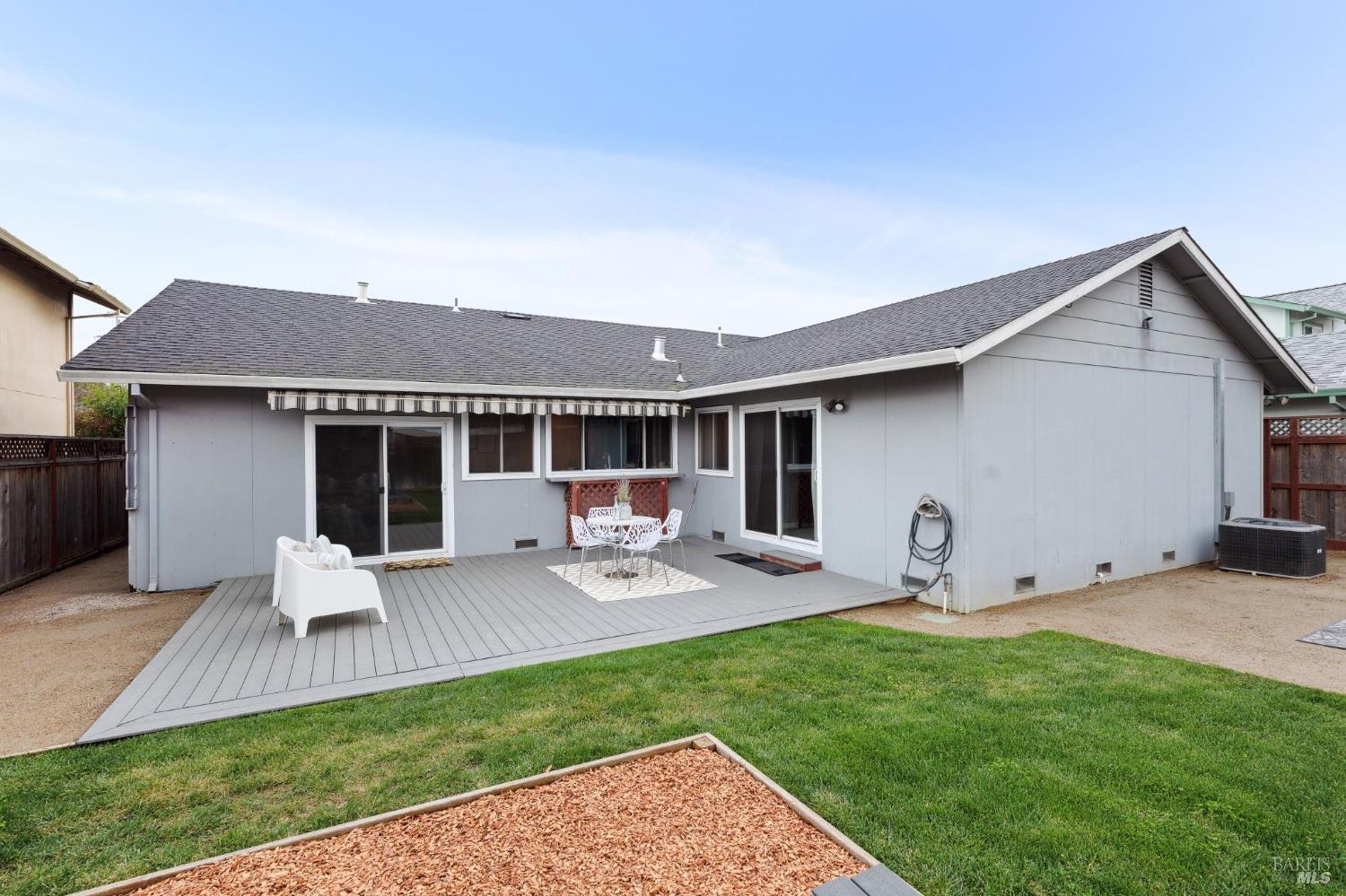 1189 San Rafael Drive