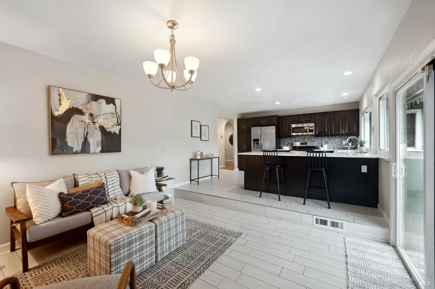 1189 San Rafael Drive