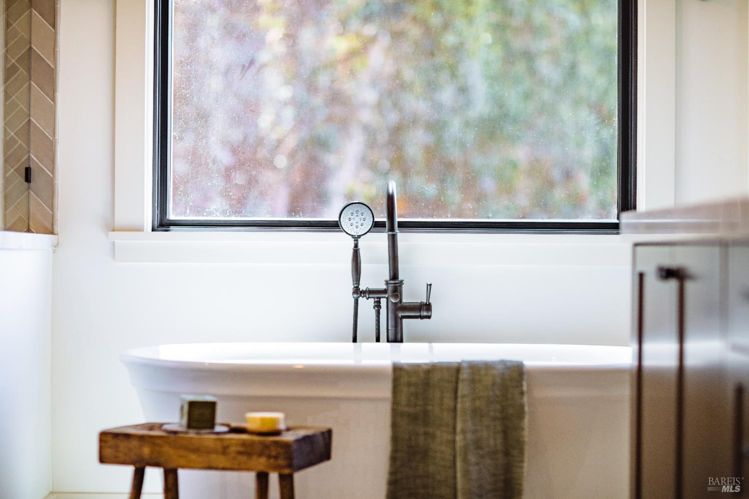 2041 Live Oak Farm Ln