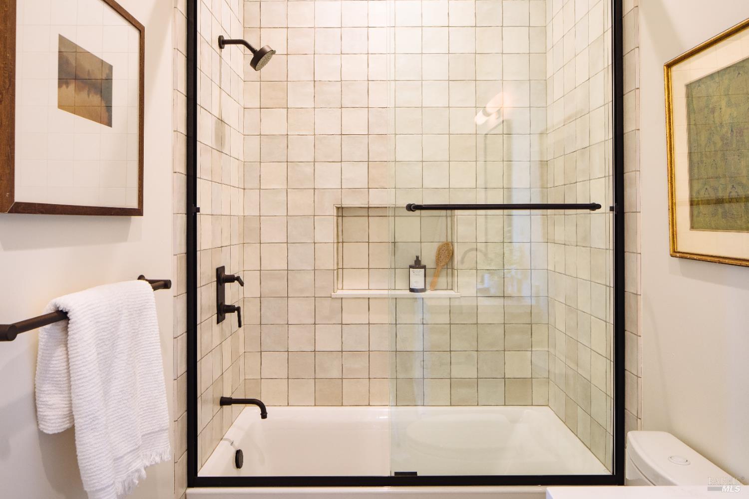 2041 Live Oak Farm Ln