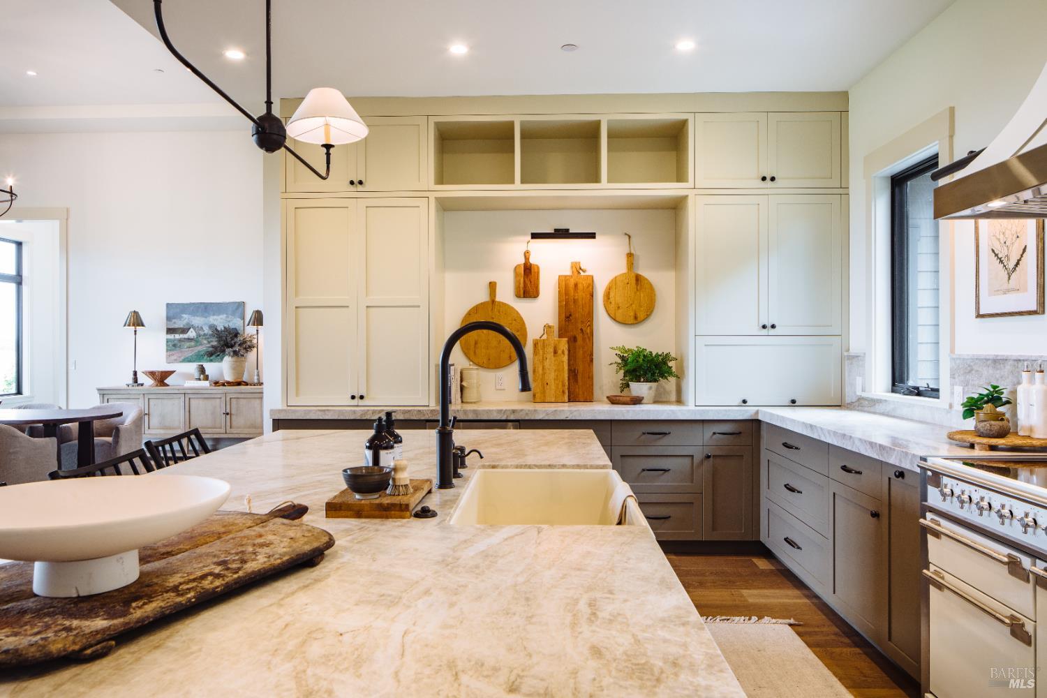 2041 Live Oak Farm Ln