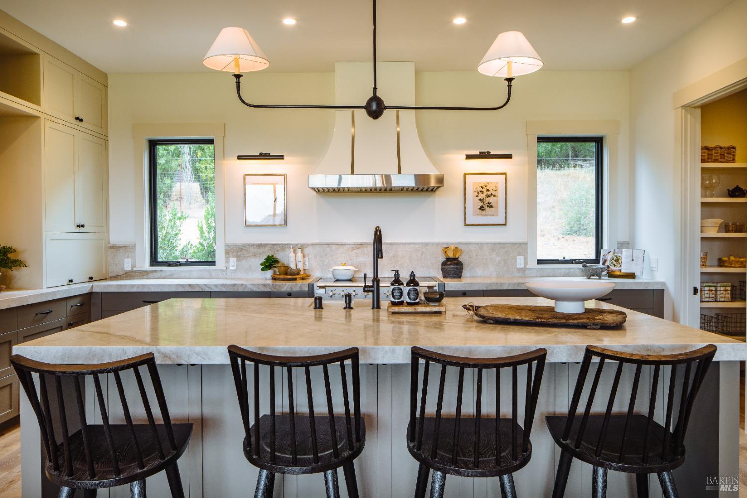 2041 Live Oak Farm Ln