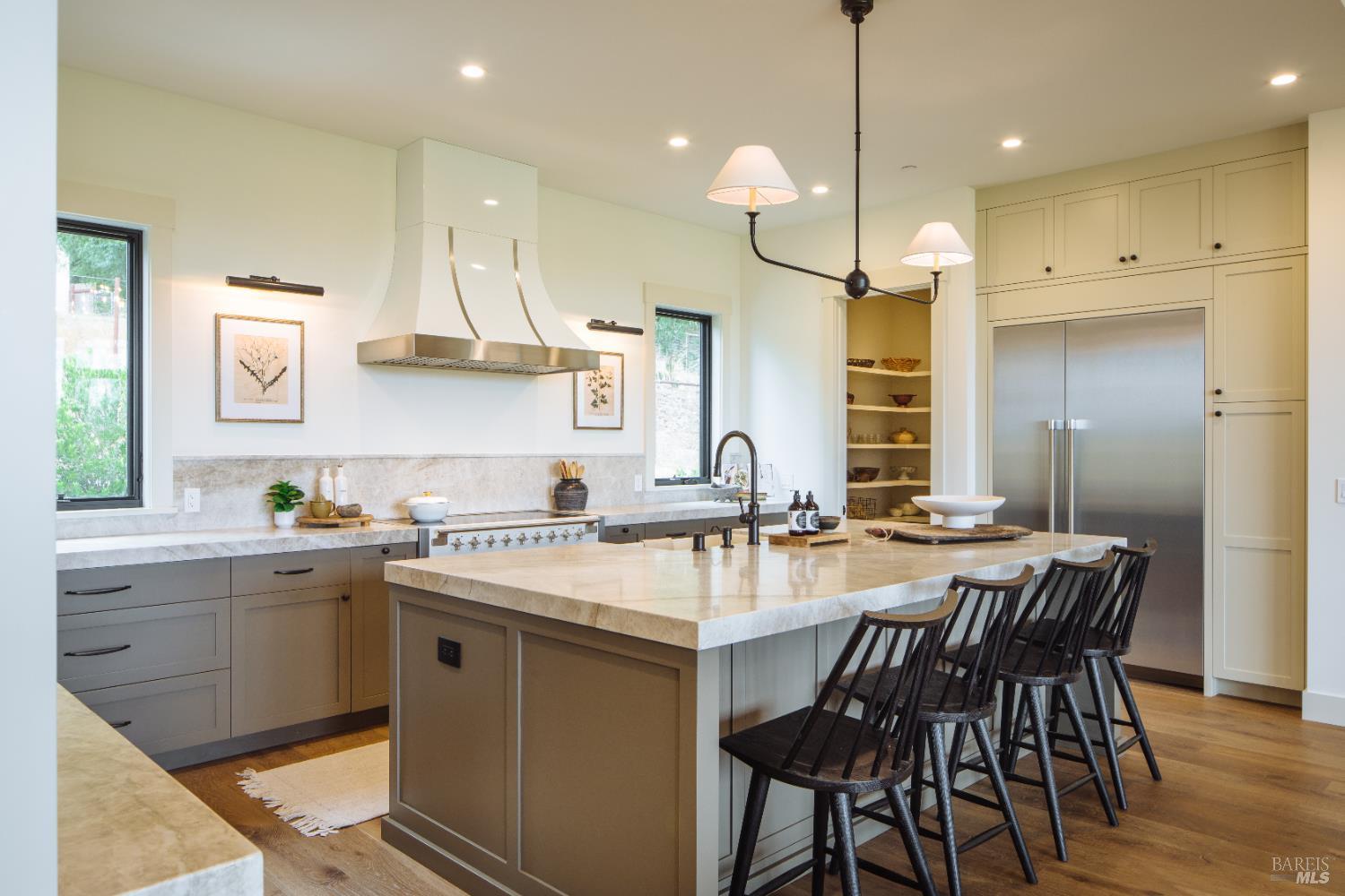 2041 Live Oak Farm Ln