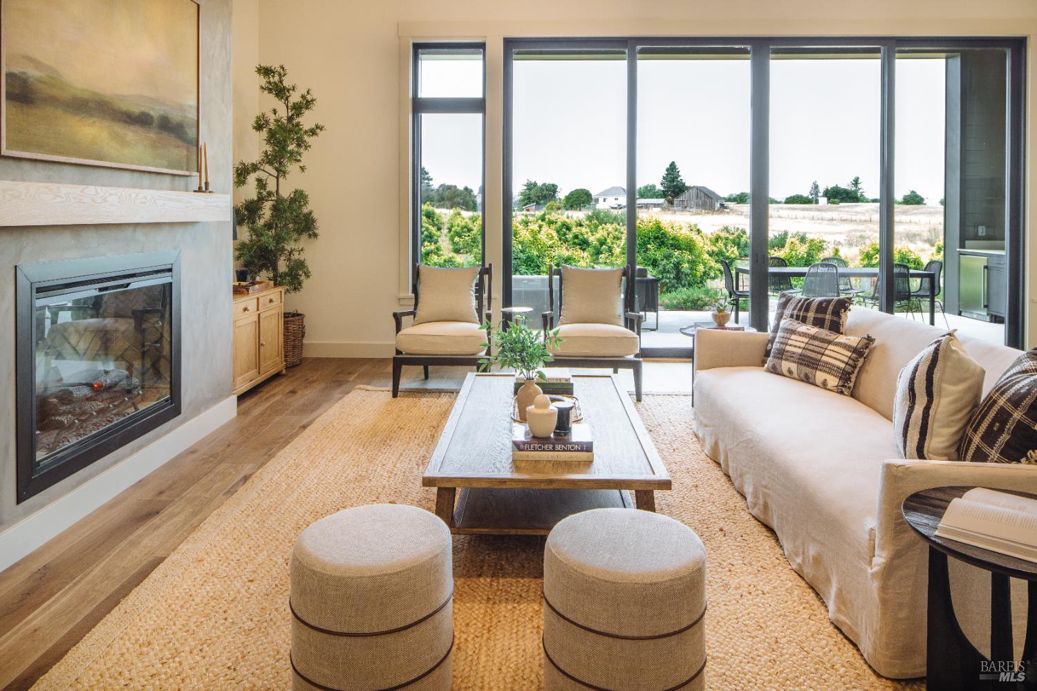 2041 Live Oak Farm Ln