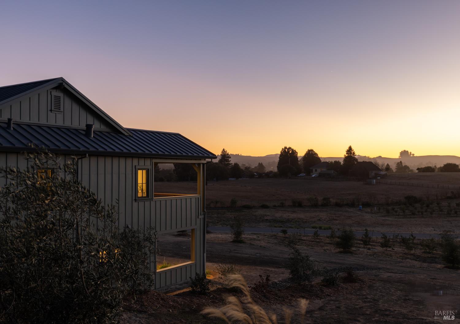 2041 Live Oak Farm Ln