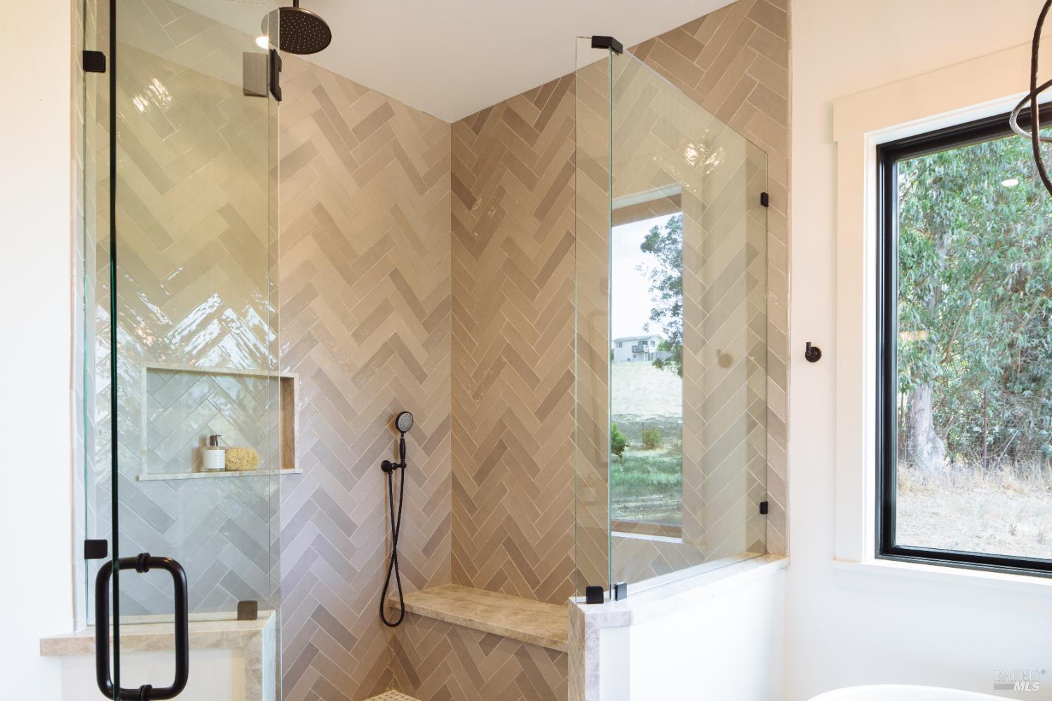 2041 Live Oak Farm Ln