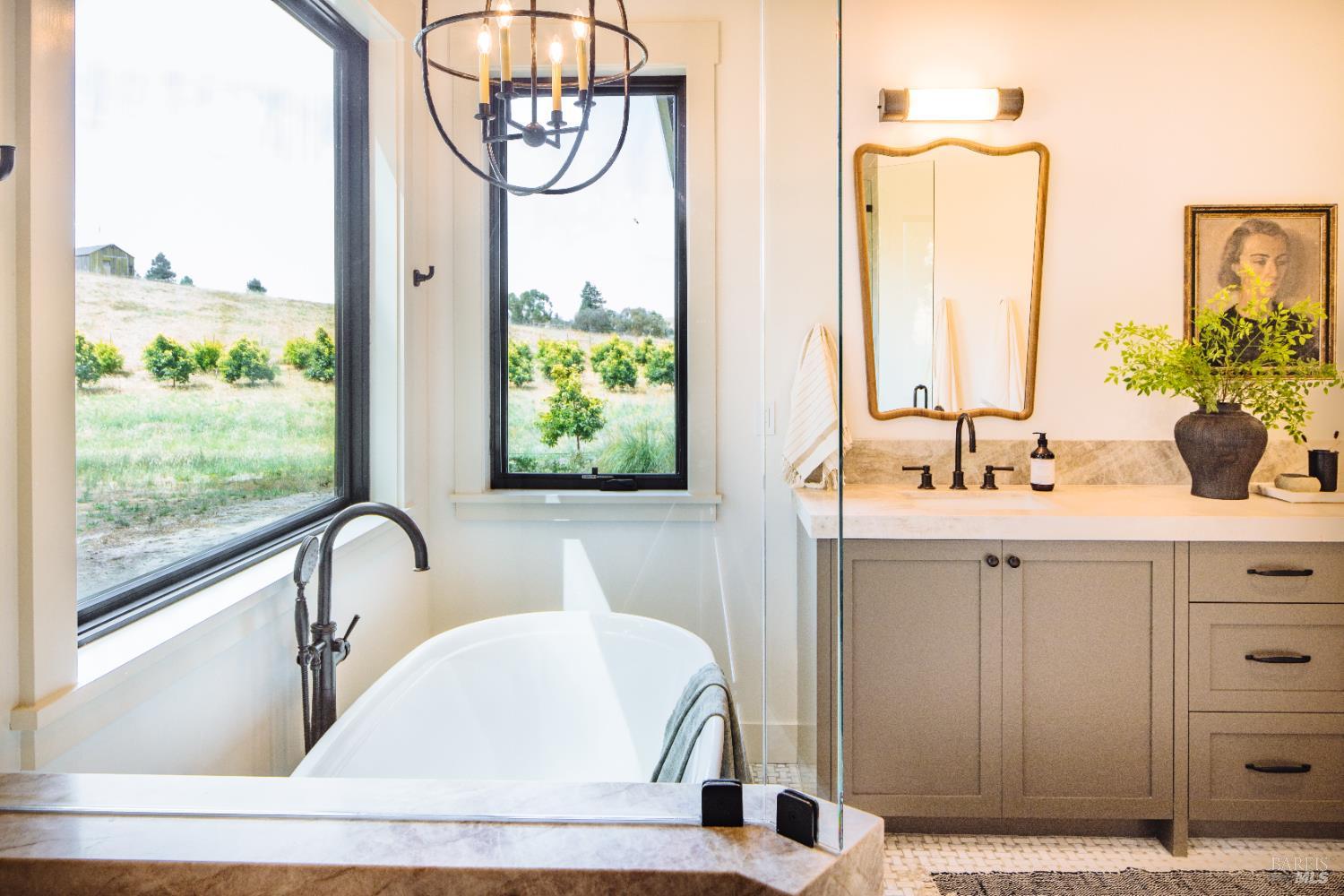 2041 Live Oak Farm Ln