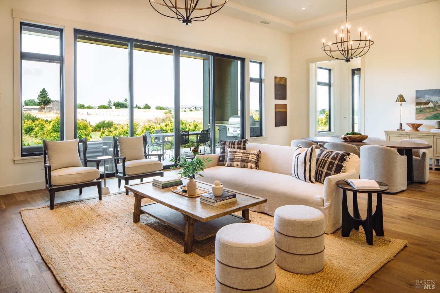 2041 Live Oak Farm Ln