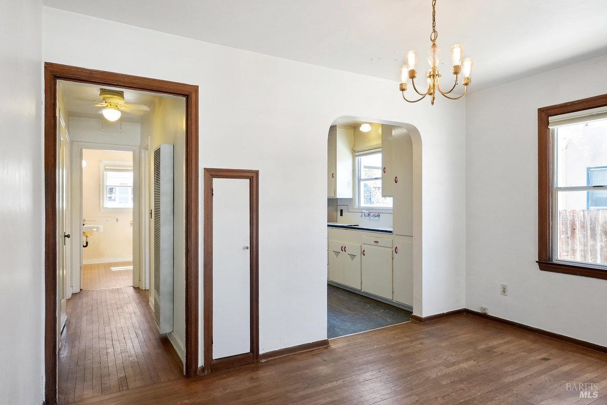 403 Mountain View Ave