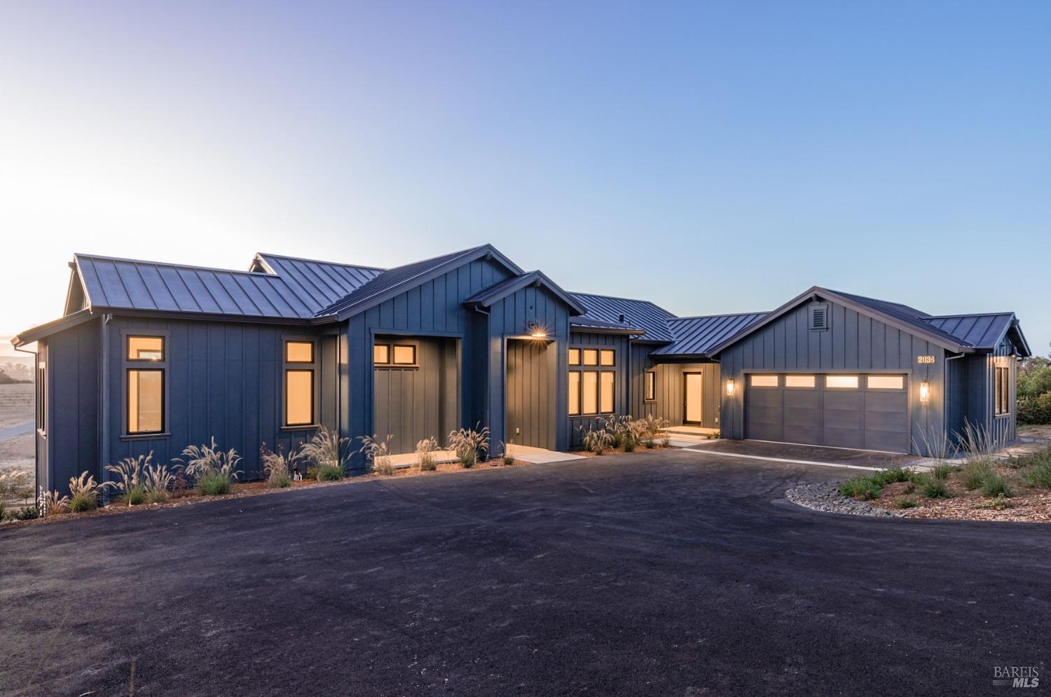 2034 Live Oak Farm Ln