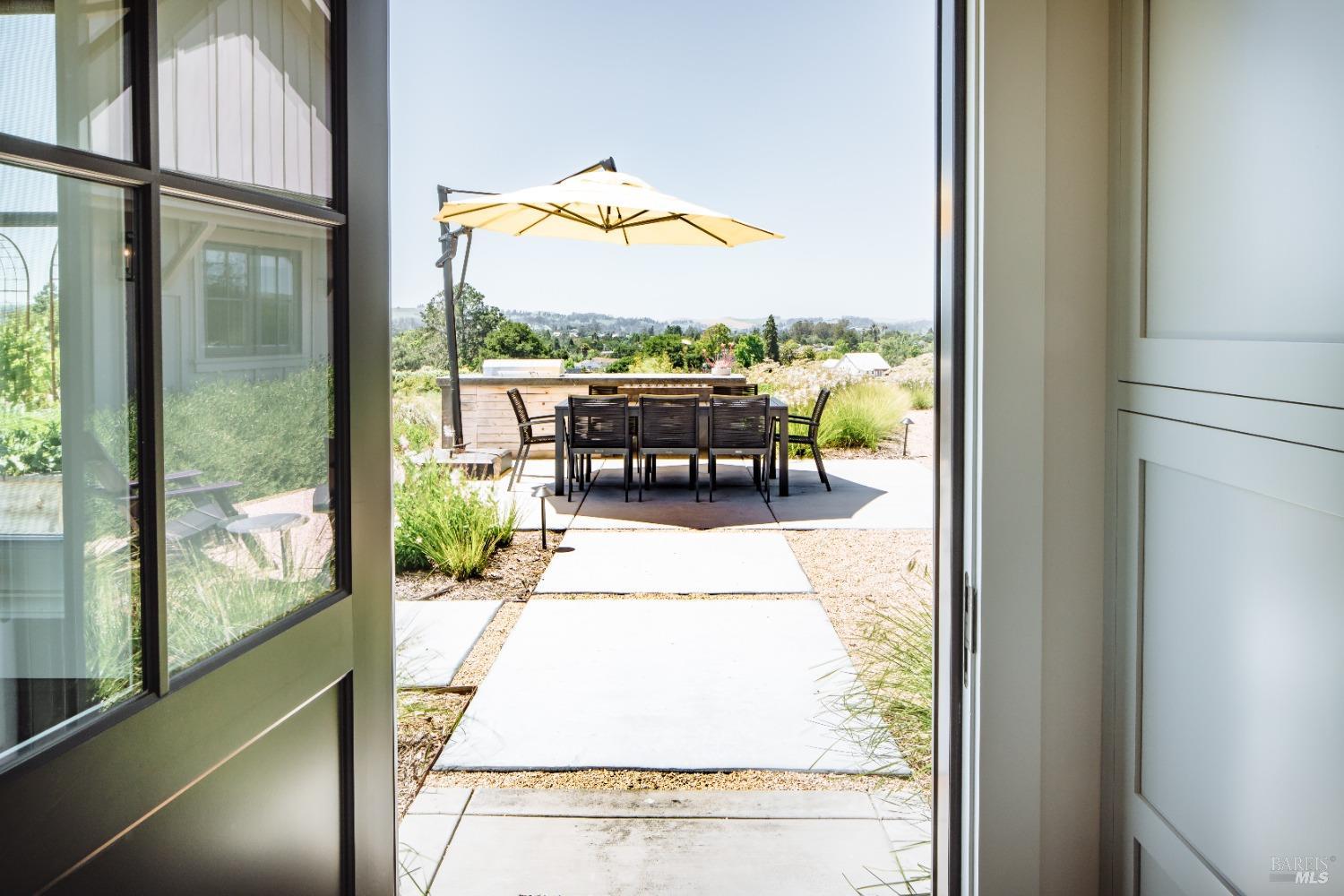 2034 Live Oak Farm Ln