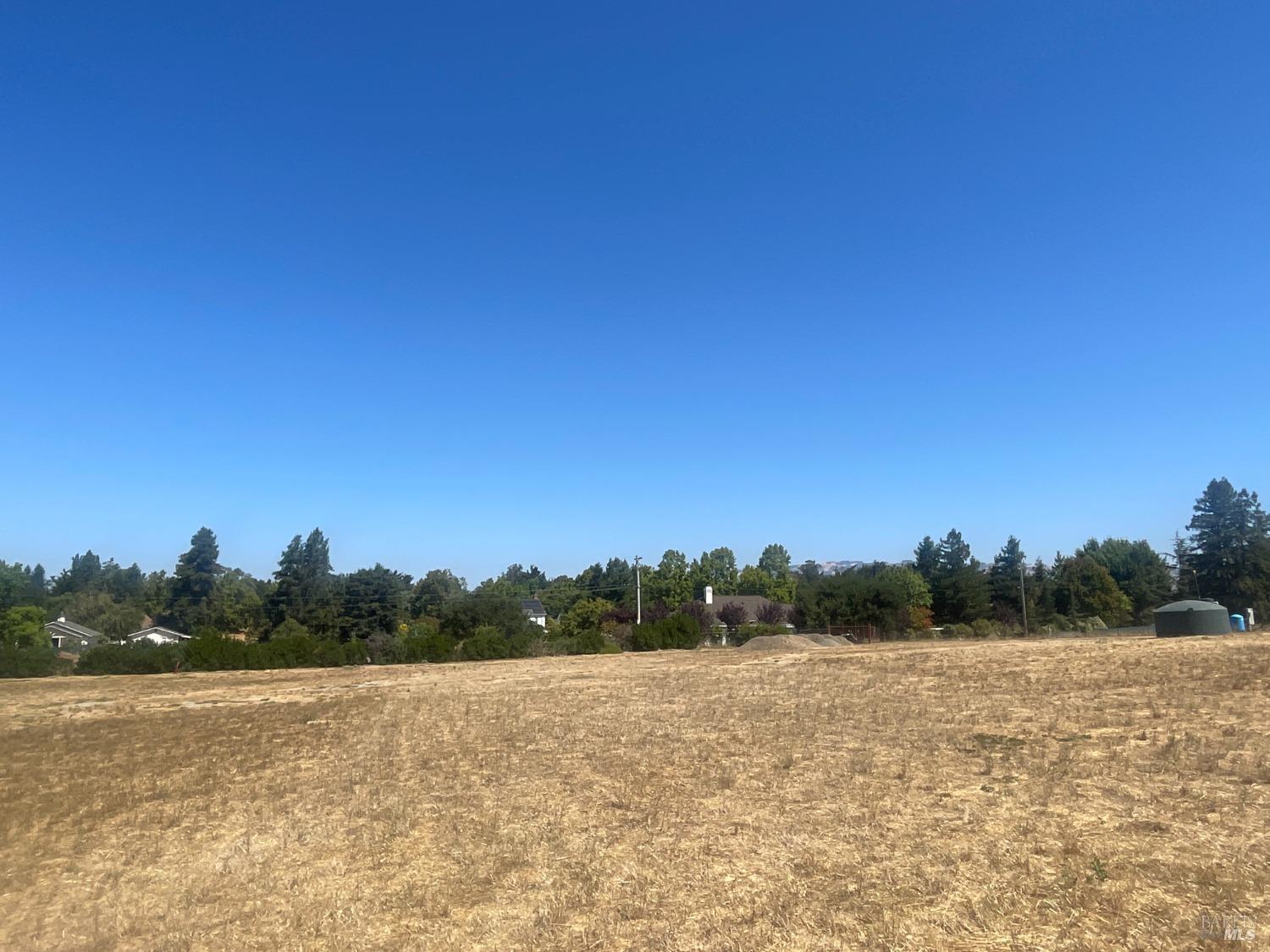 2174 Live Oak Farm Ln