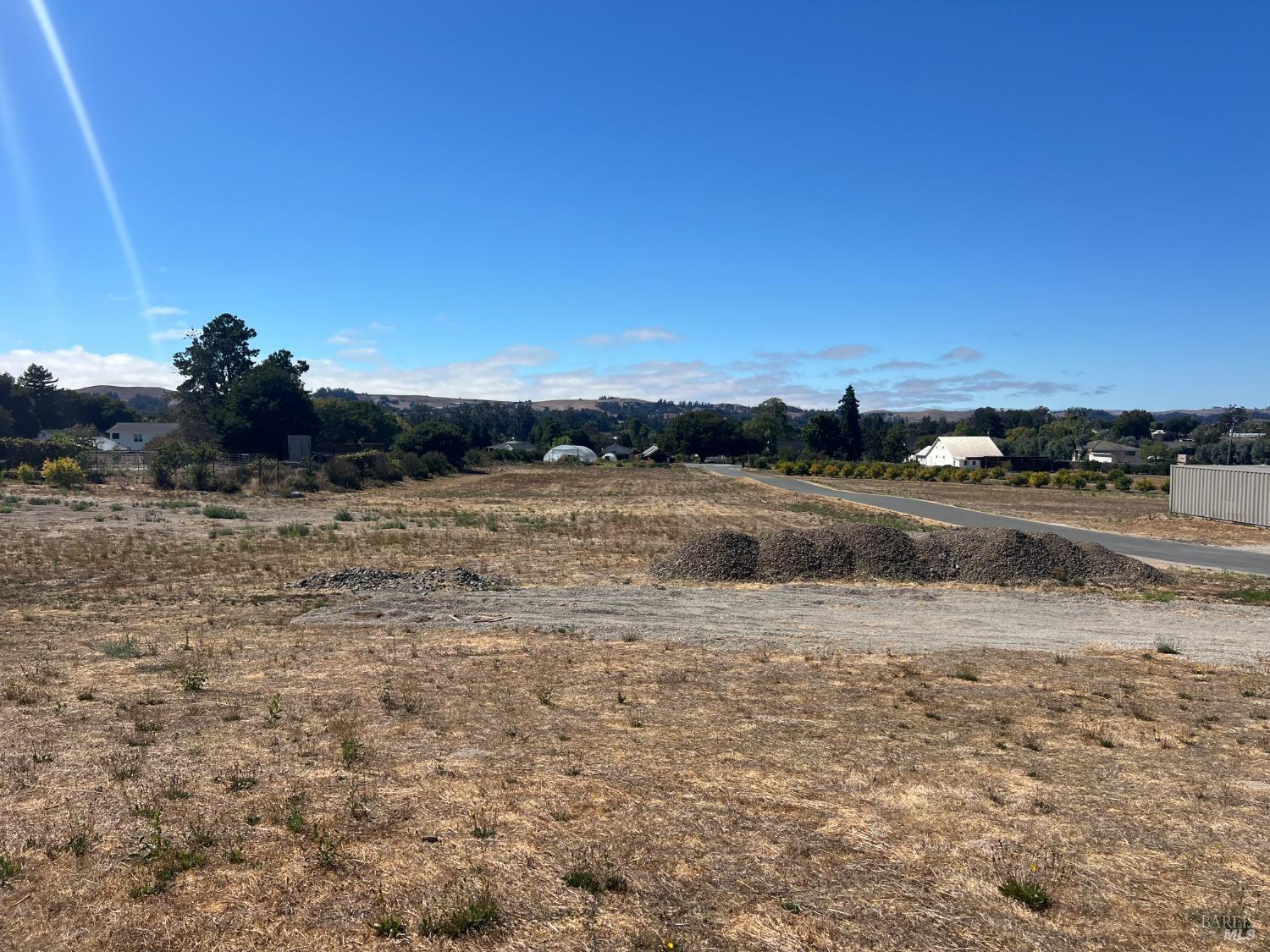 2183 Live Oak Farm Ln