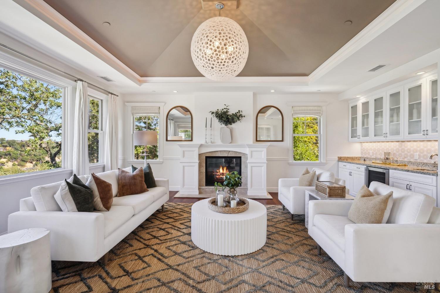 40 Sunny Oaks Dr San Rafael Ca 94903 324072286