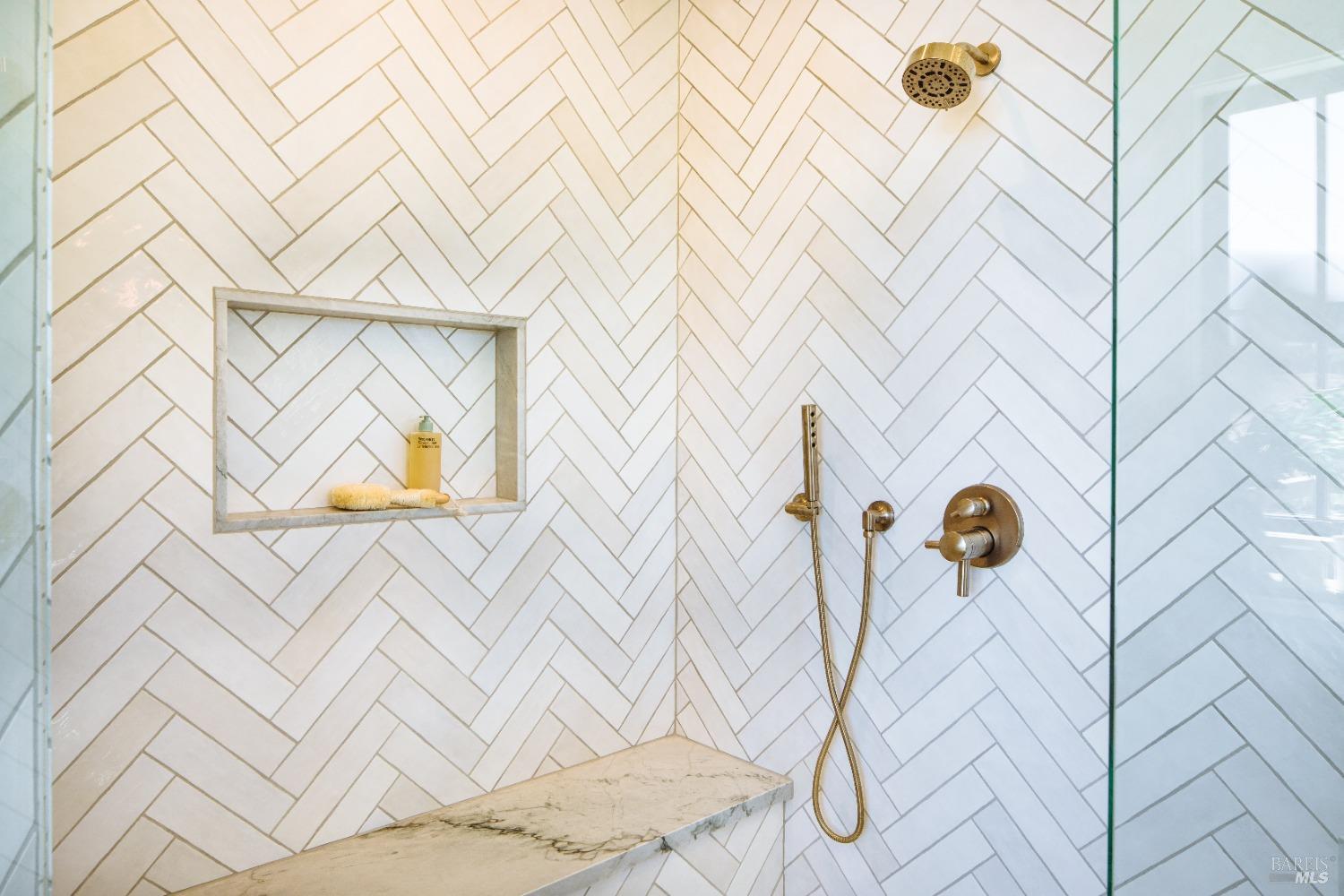 2055 Live Oak Farm Ln