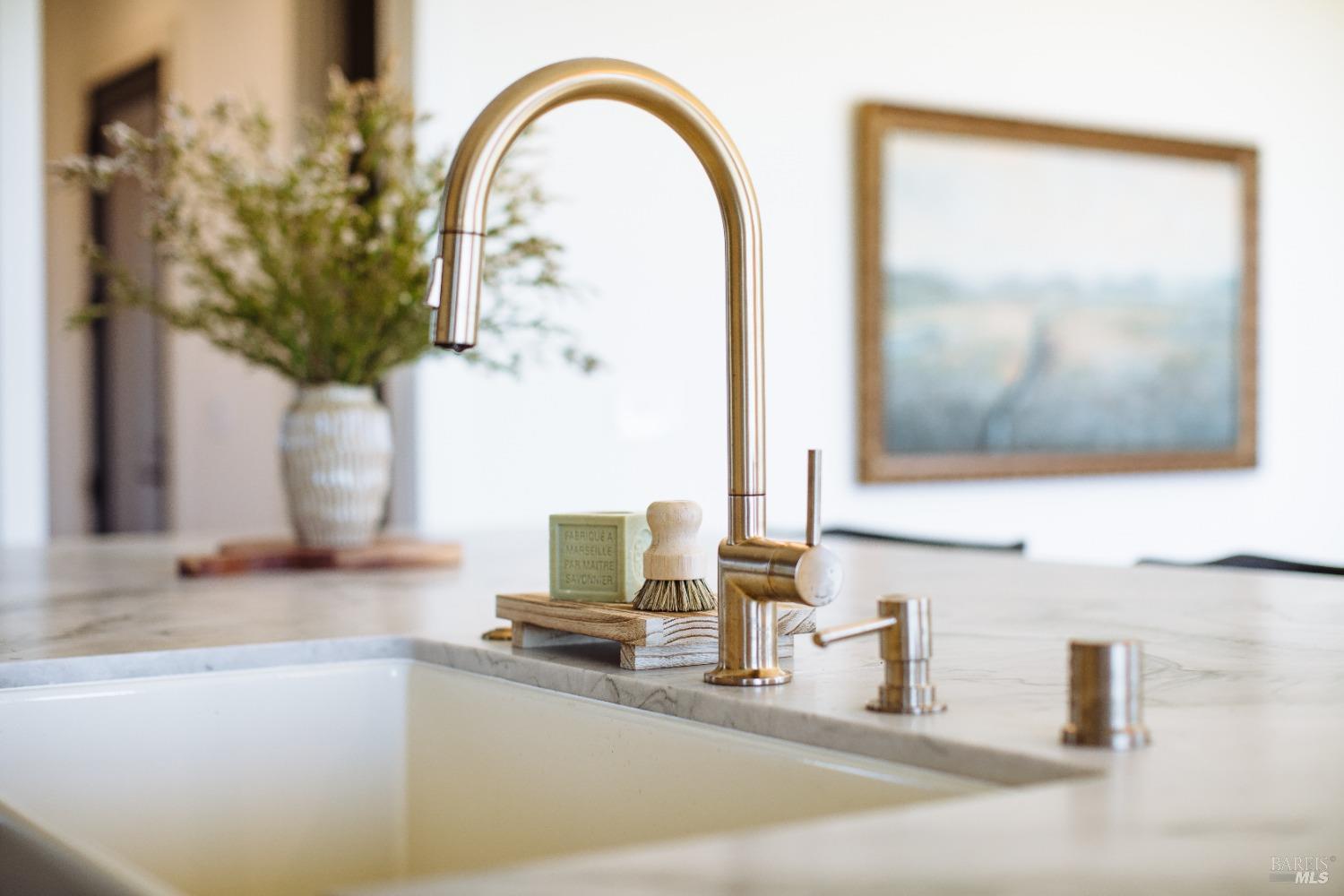 2055 Live Oak Farm Ln