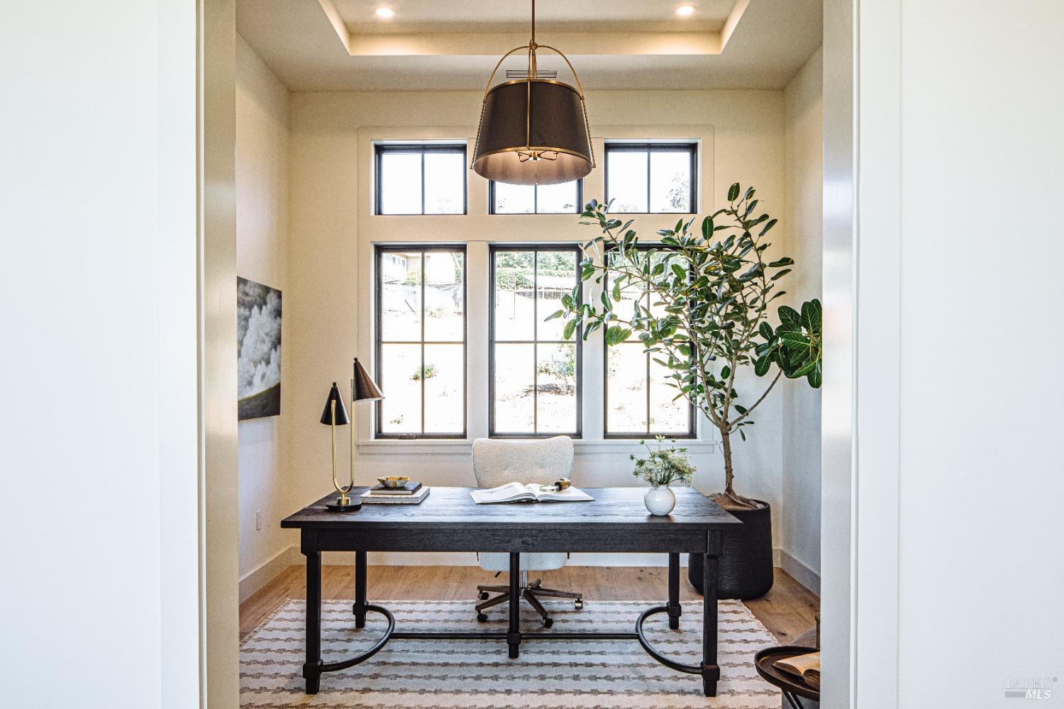 2055 Live Oak Farm Ln