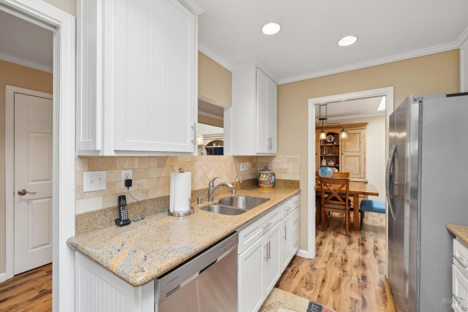 643 Lobelia Court