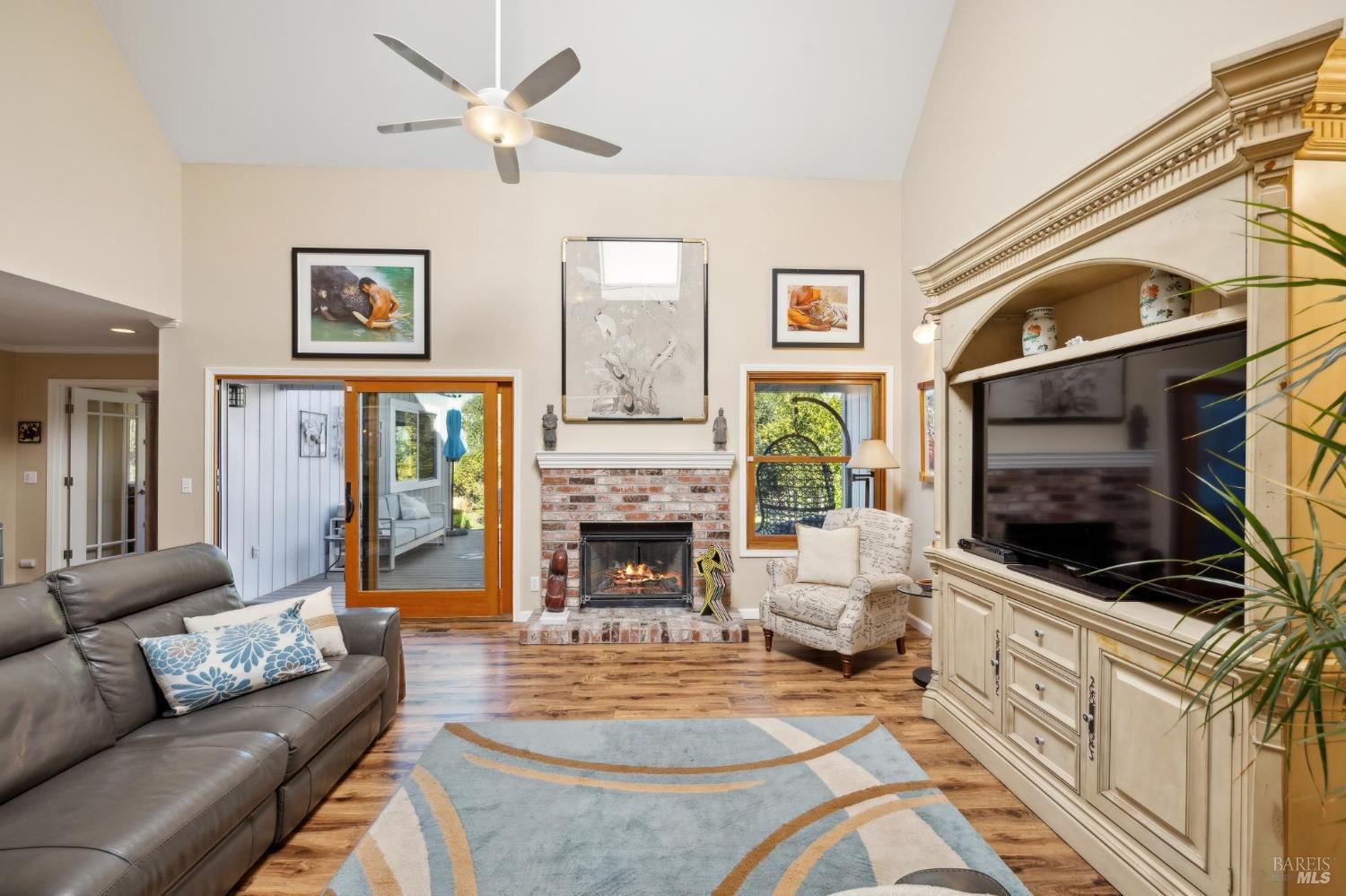 643 Lobelia Court