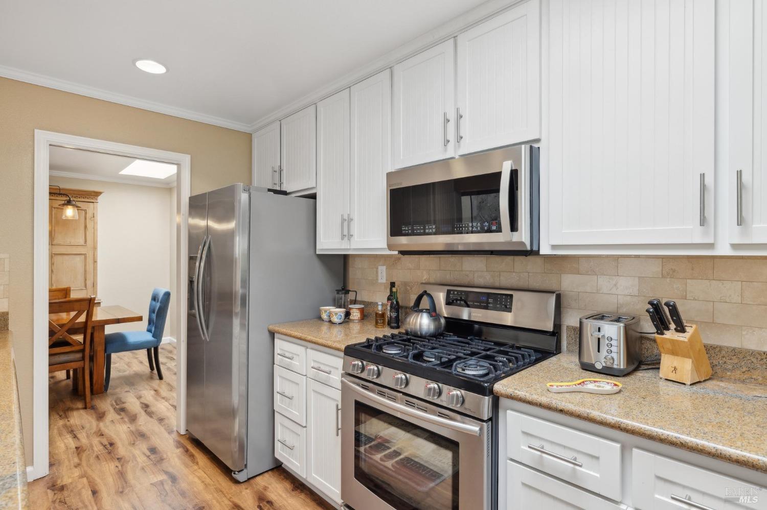 643 Lobelia Court