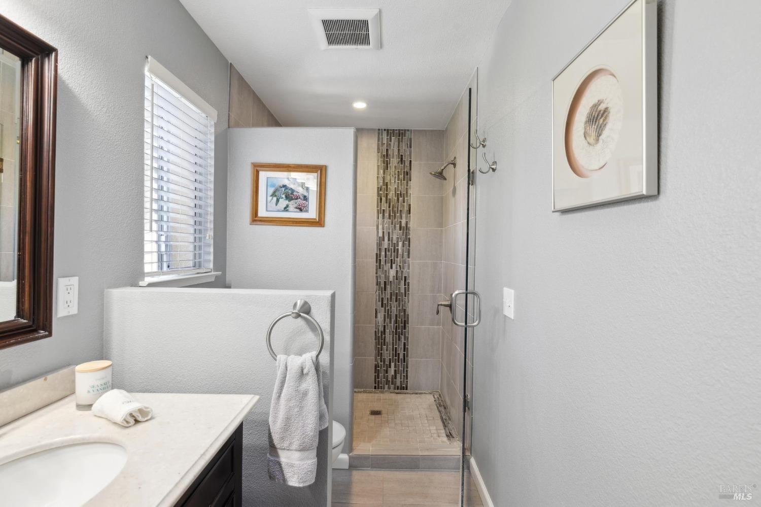 643 Lobelia Court