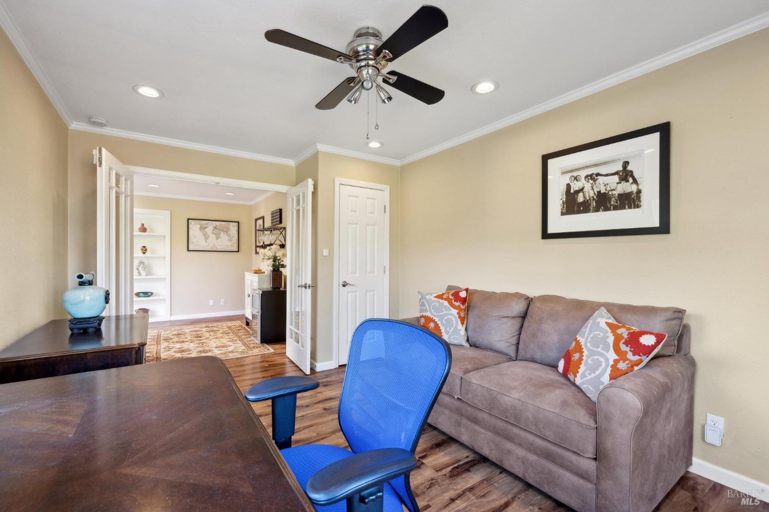 643 Lobelia Court
