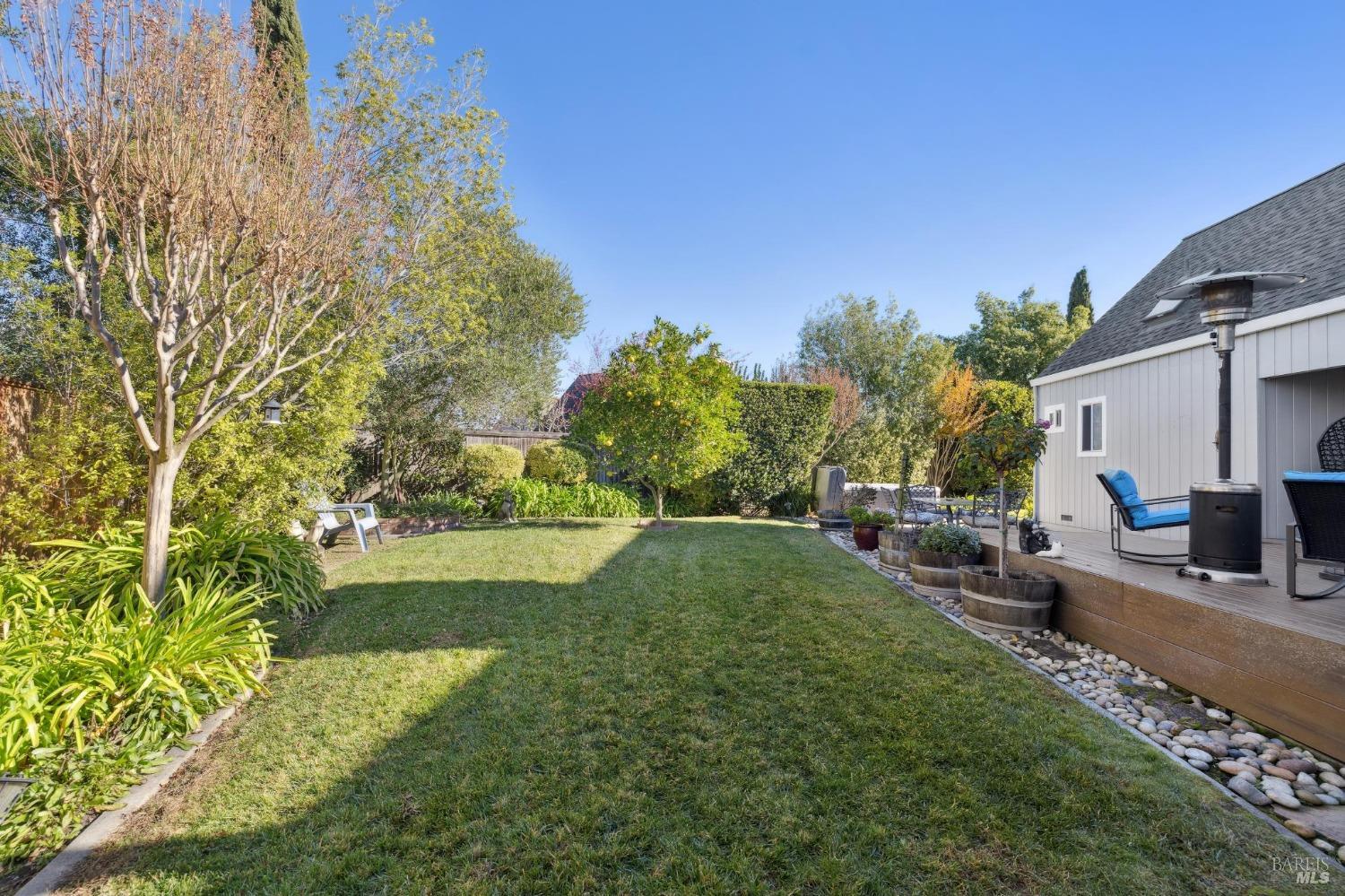 643 Lobelia Court