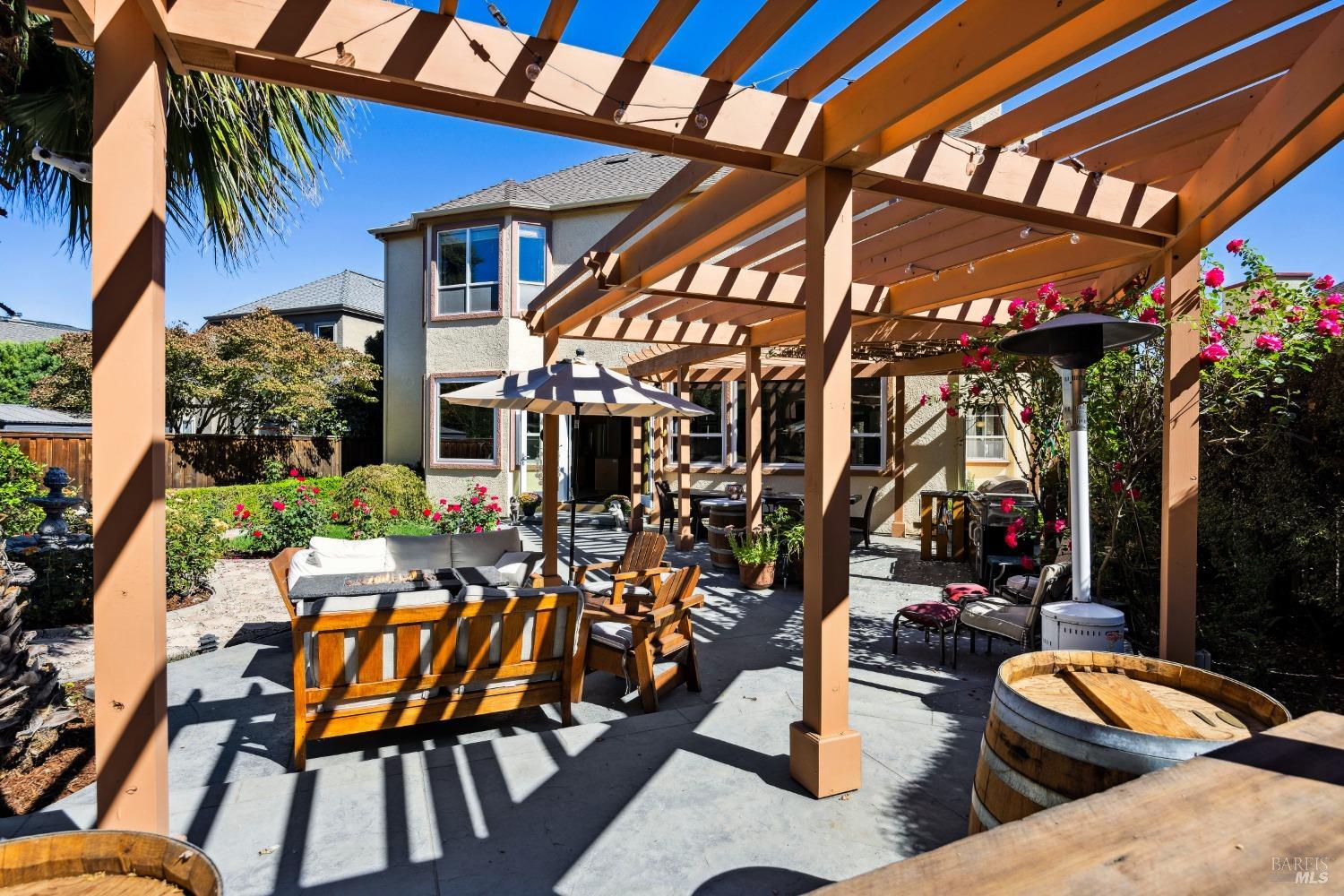 2084 Falcon Ridge Dr