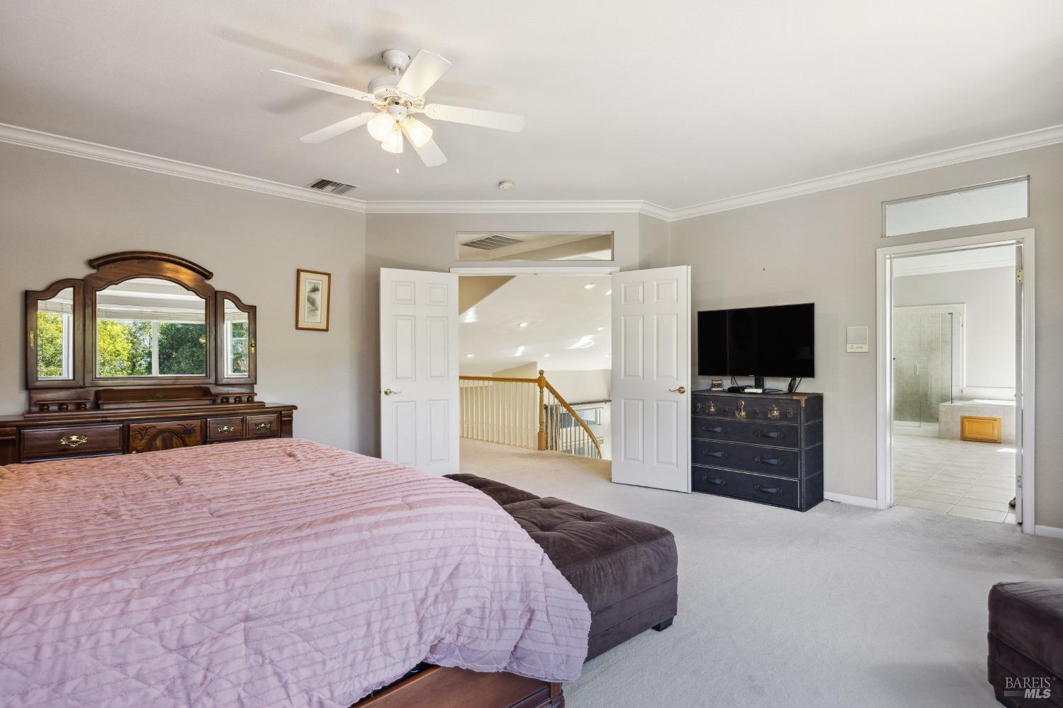 2084 Falcon Ridge Dr