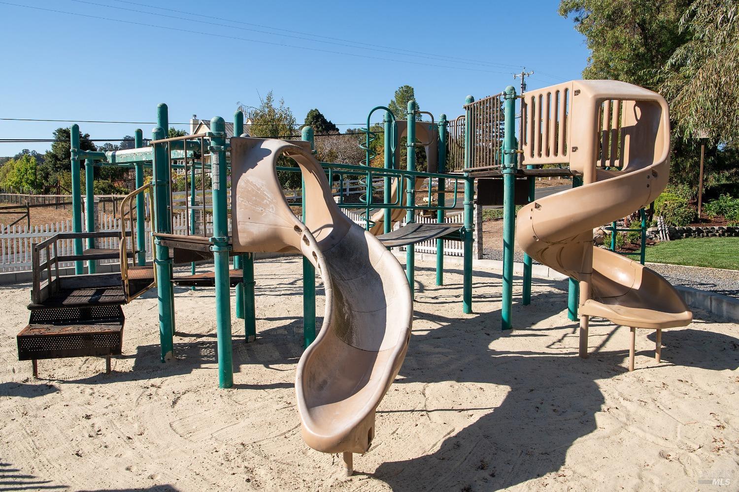 1656 Middle Two Rock Rd