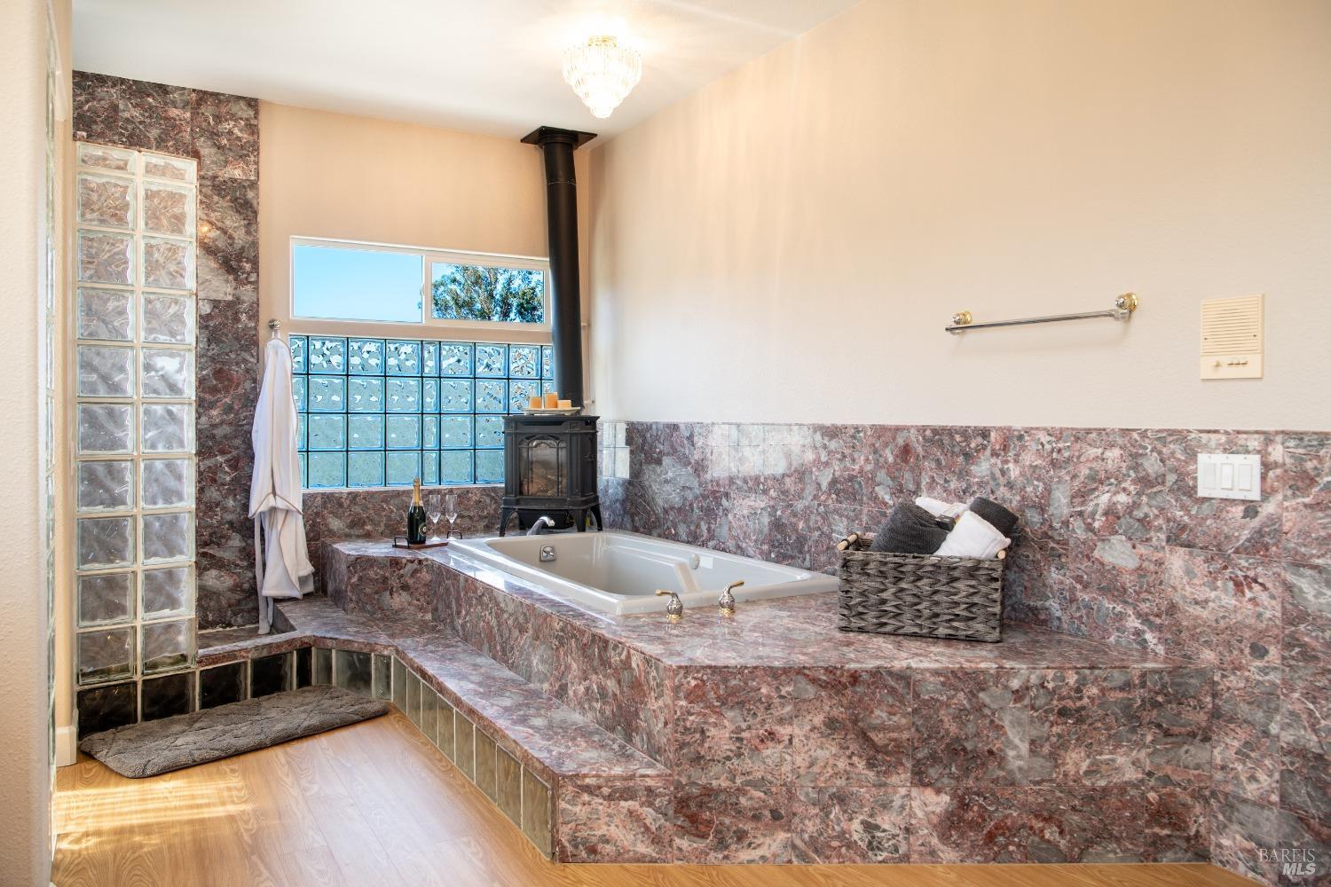 1656 Middle Two Rock Rd