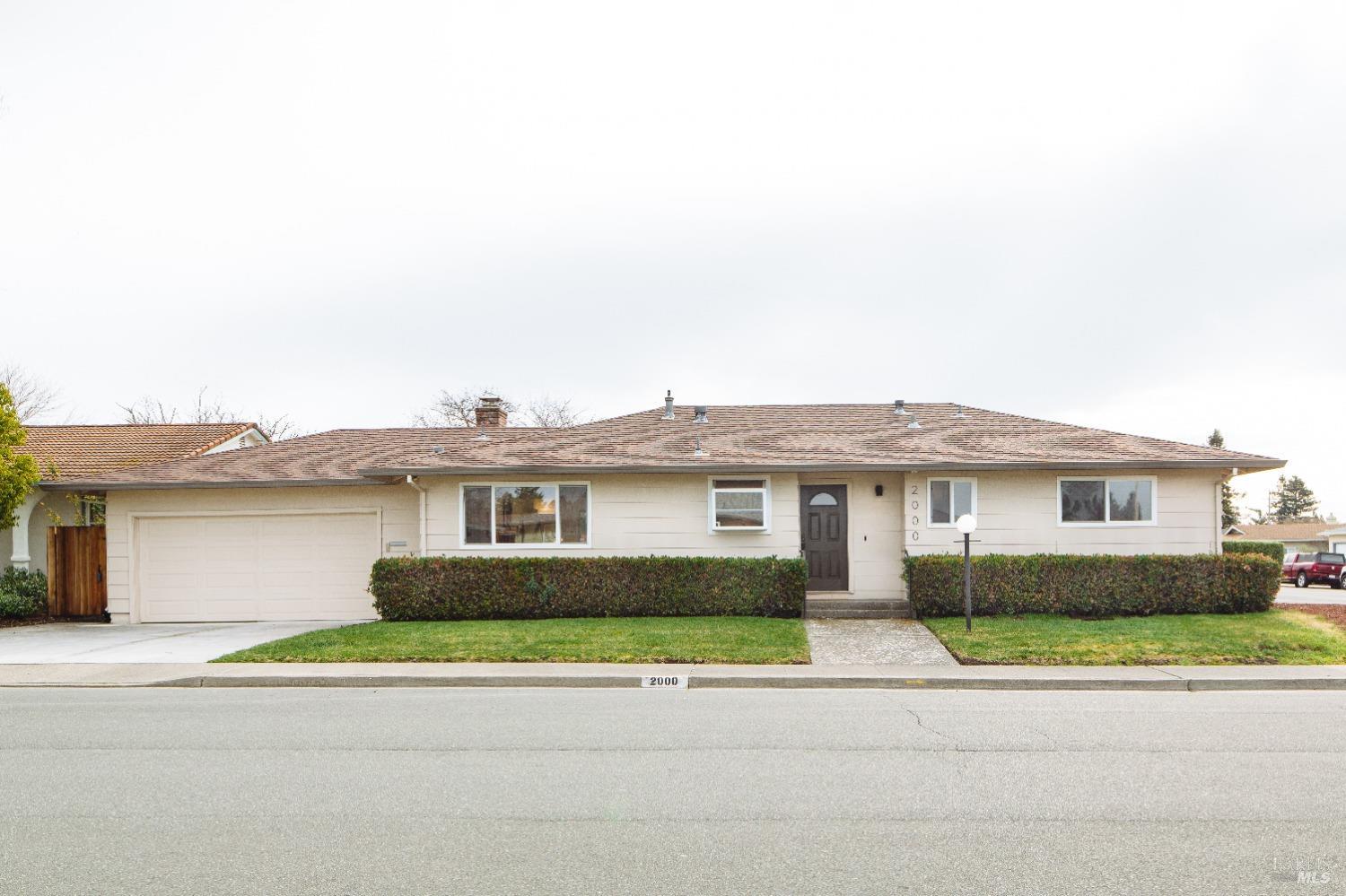 2000 Knight Ave Petaluma Ca 94954 325011693