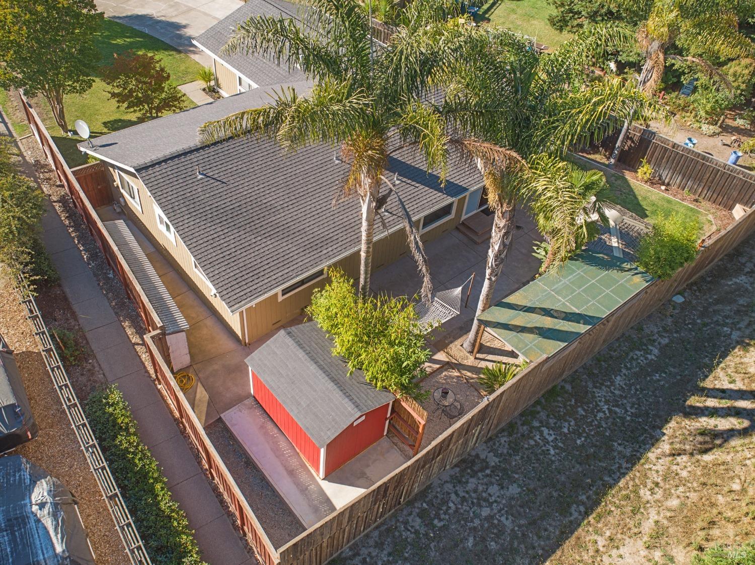 160 W Cotati Oaks Ct