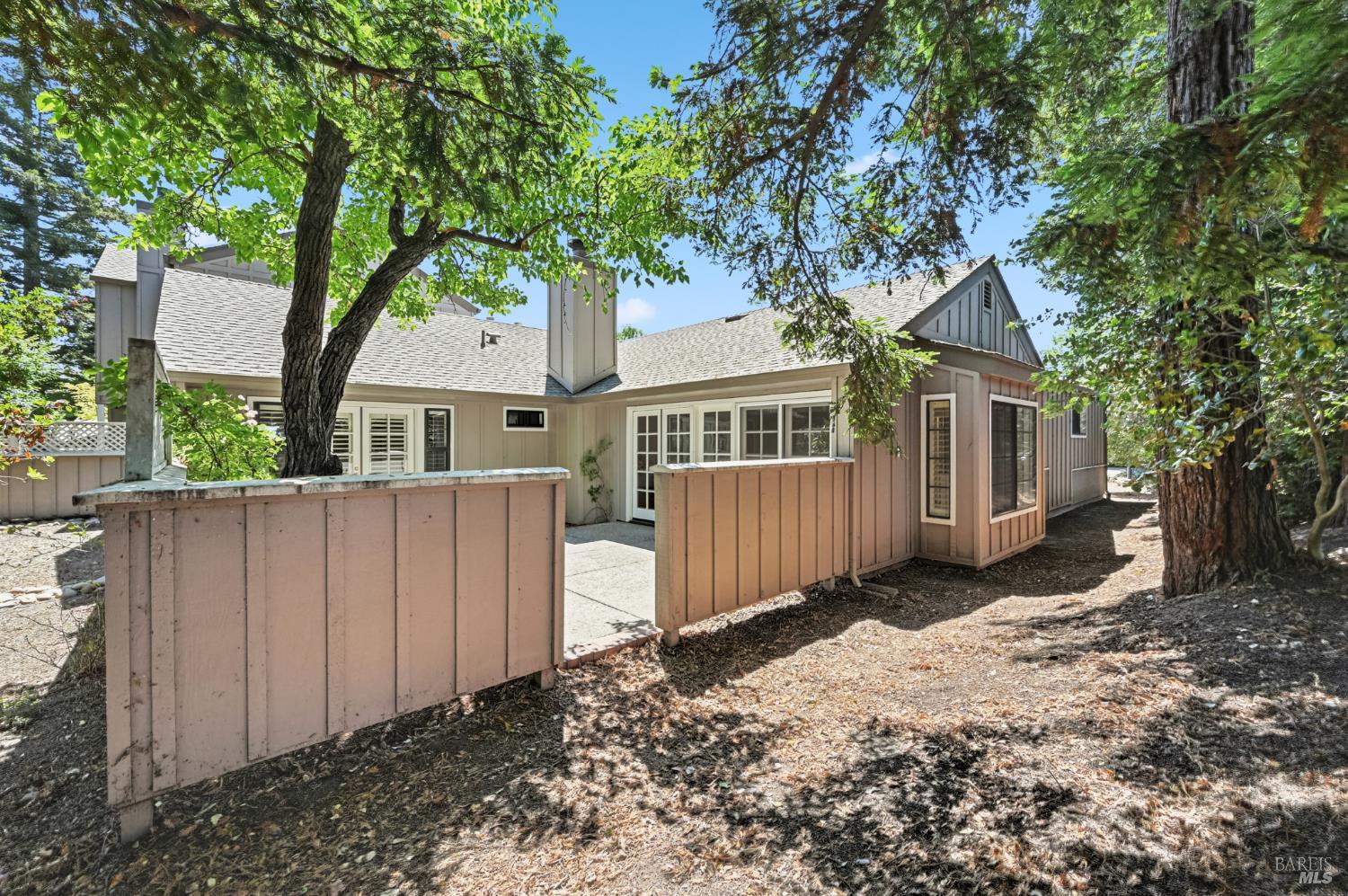895 Princeton Dr