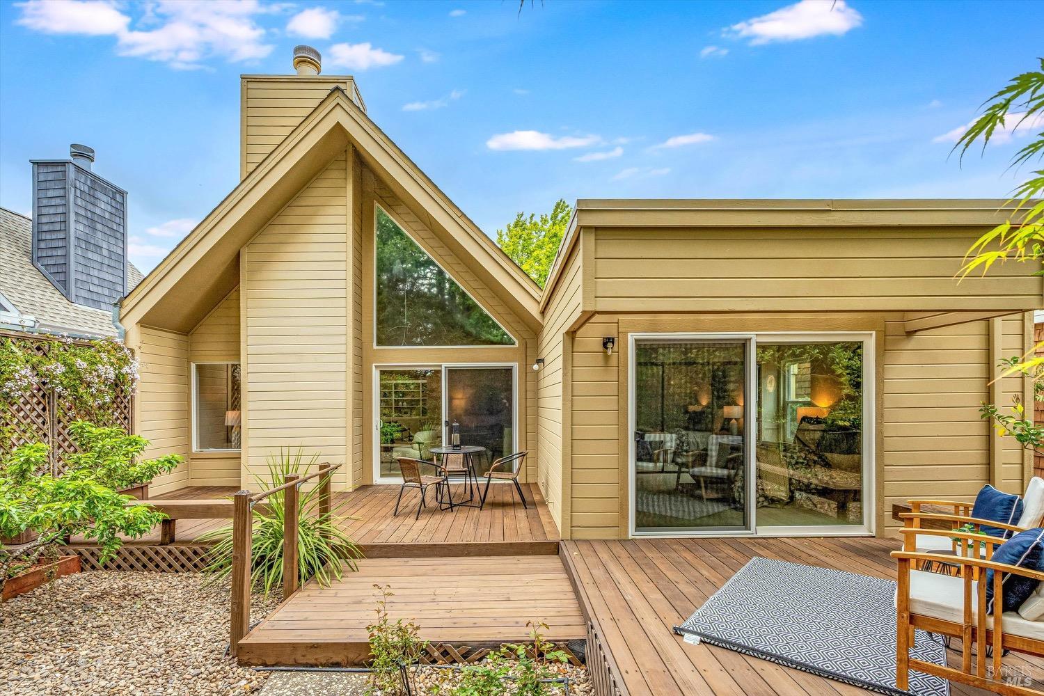 209 Avenida Barbera Drive