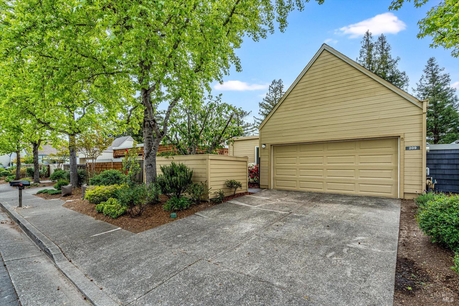 209 Avenida Barbera Drive