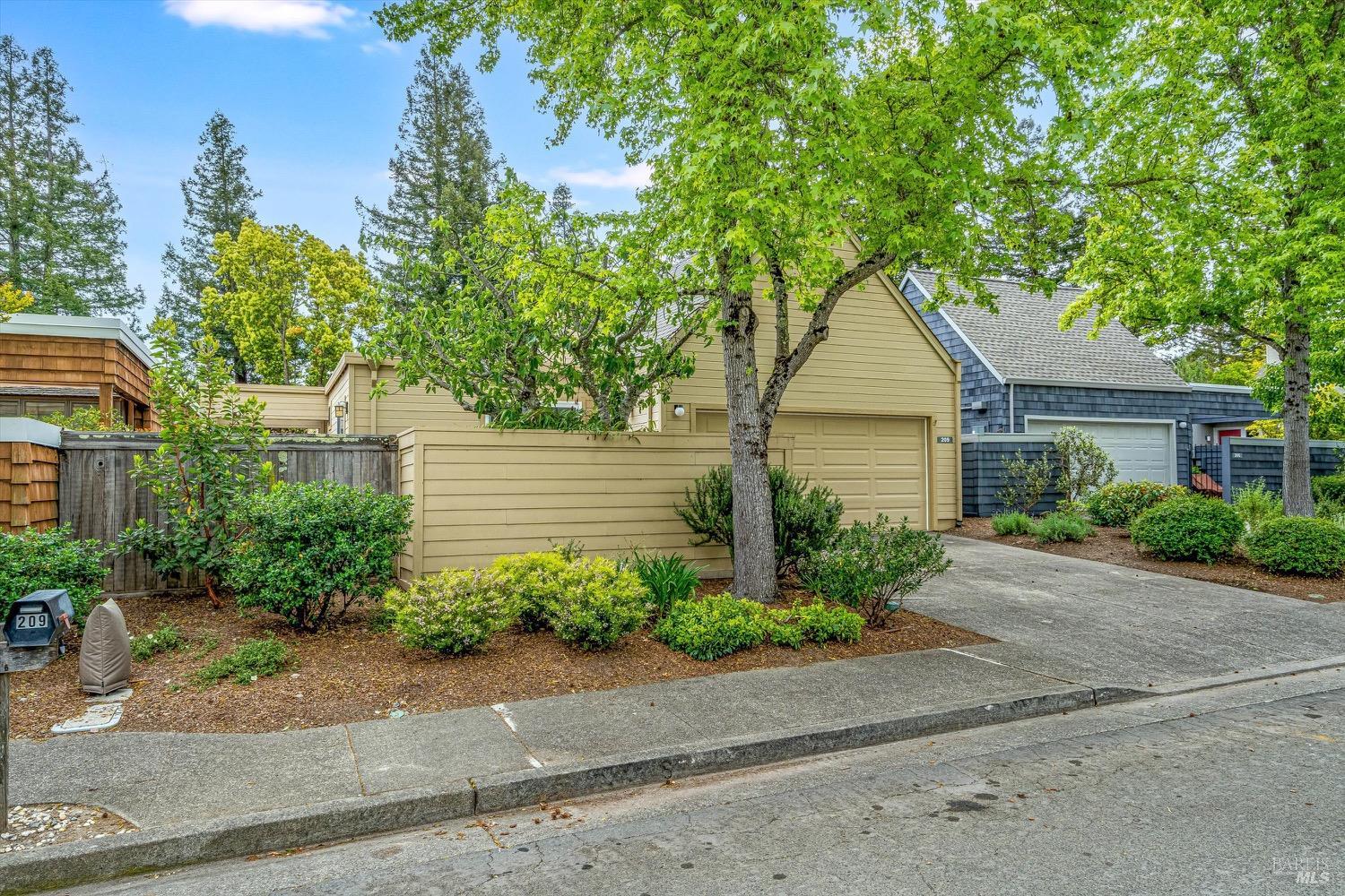 209 Avenida Barbera Drive