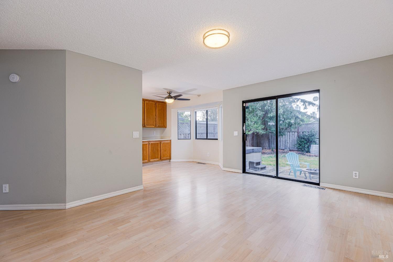 1322 Megan Pl
