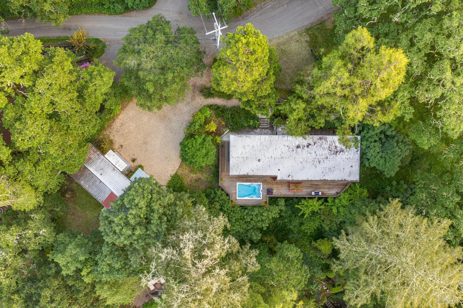 8502 Orchard Ln