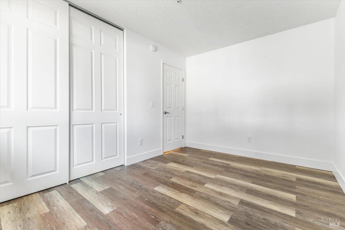 594 Santa Alicia Dr