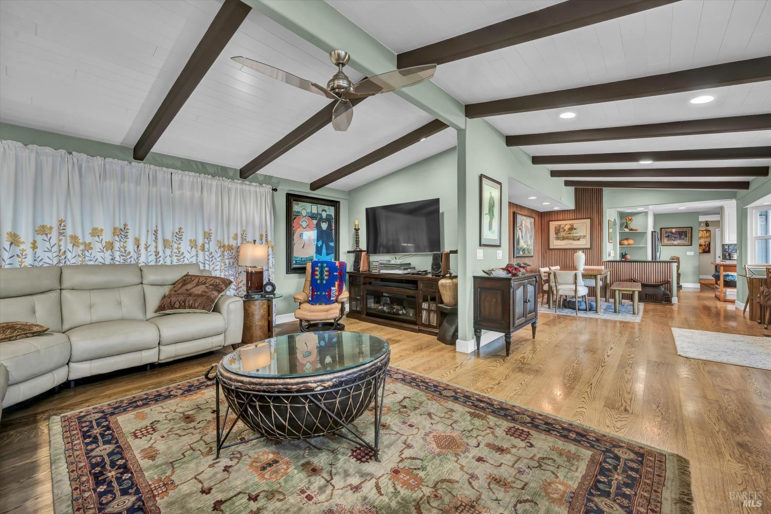 4397 E State Hwy 20 Highway