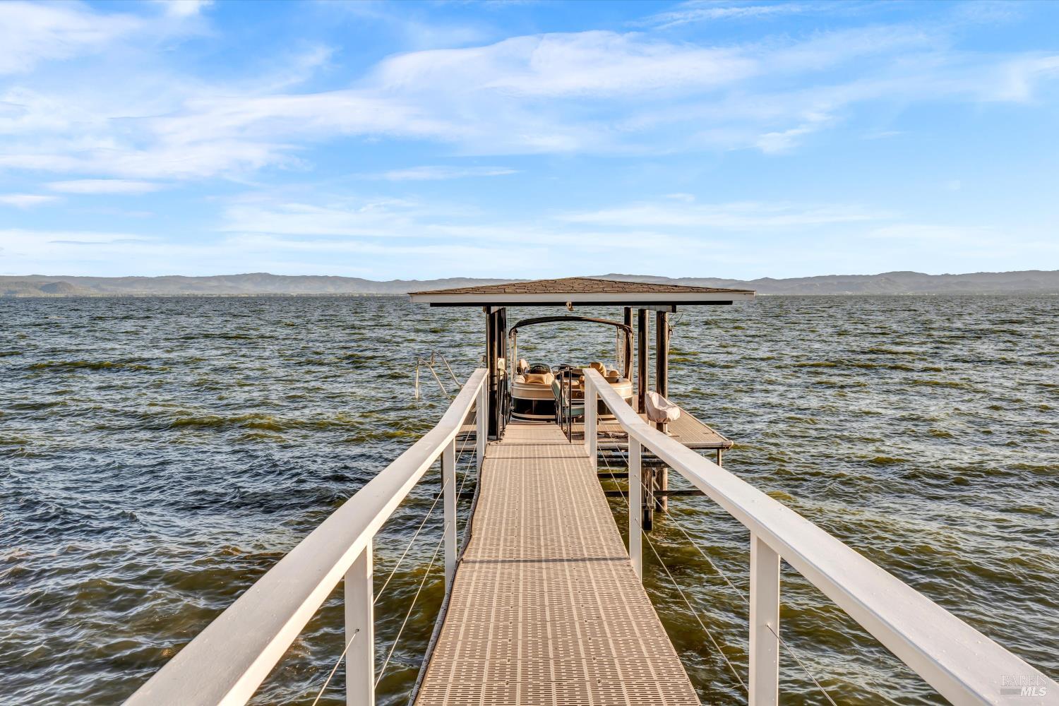 4397 E State Hwy 20 Highway